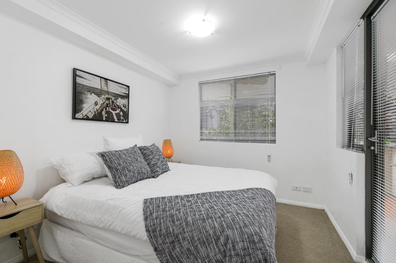 Appartamento Flightdeck 101, 5-7 Clarence Street Port Macquarie Esterno foto